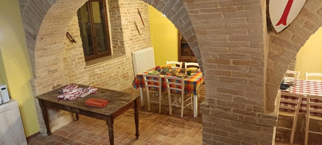 I Templari - Affittacamere Castignano Экстерьер фото