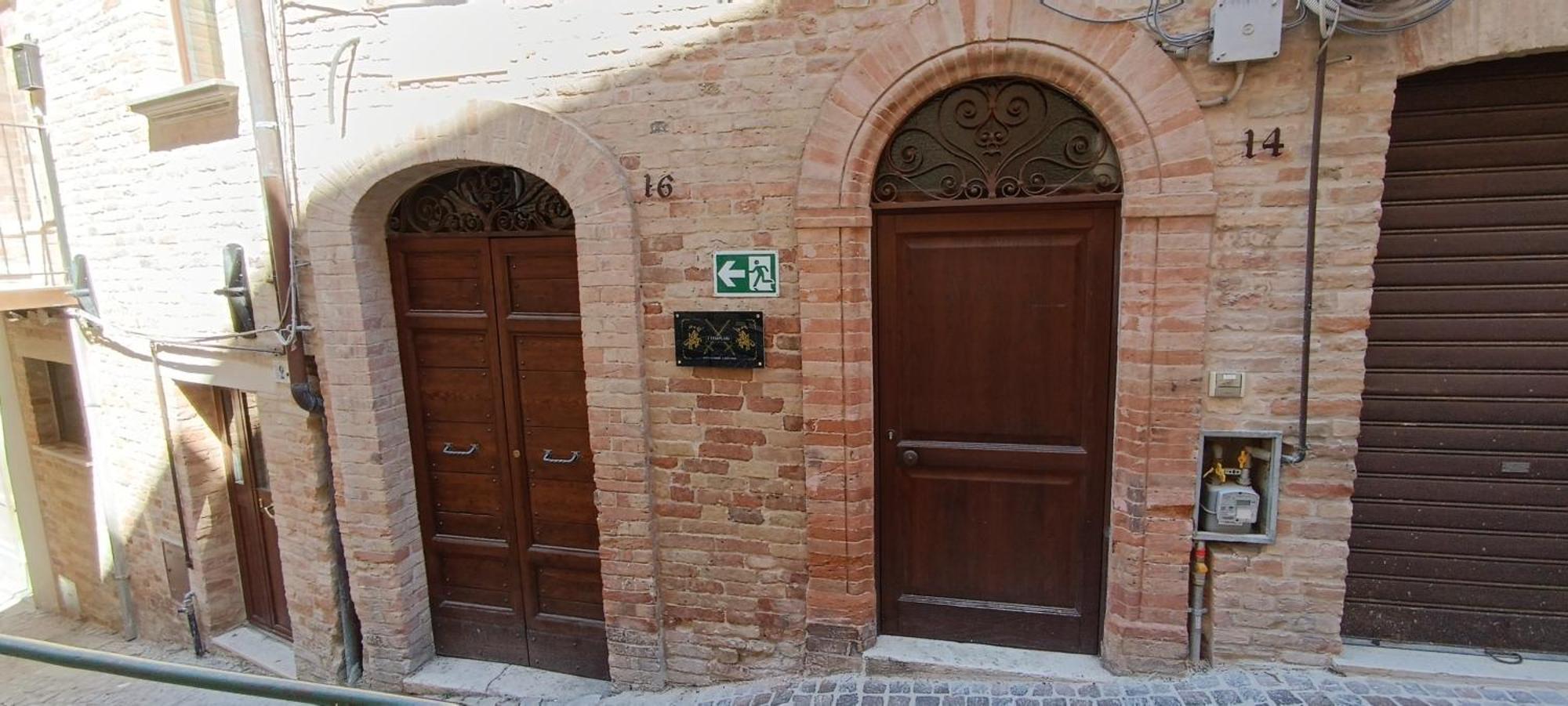 I Templari - Affittacamere Castignano Экстерьер фото